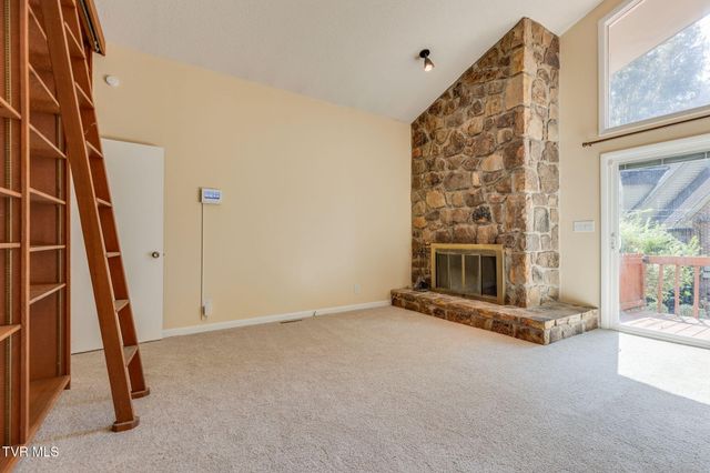 1901 Sherwood Drive, Johnson City, TN 37601