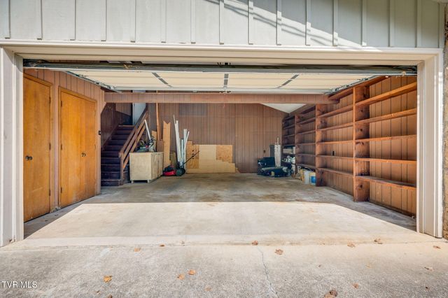 1901 Sherwood Drive, Johnson City, TN 37601