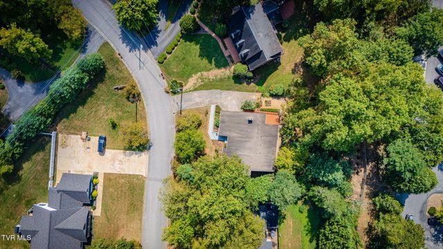 1901 Sherwood Drive, Johnson City, TN 37601