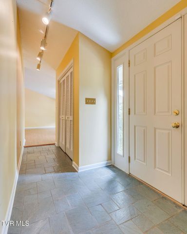 1901 Sherwood Drive, Johnson City, TN 37601