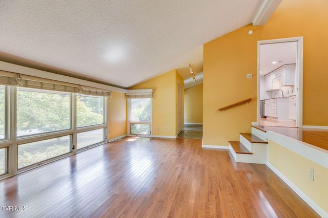 1901 Sherwood Drive, Johnson City, TN 37601