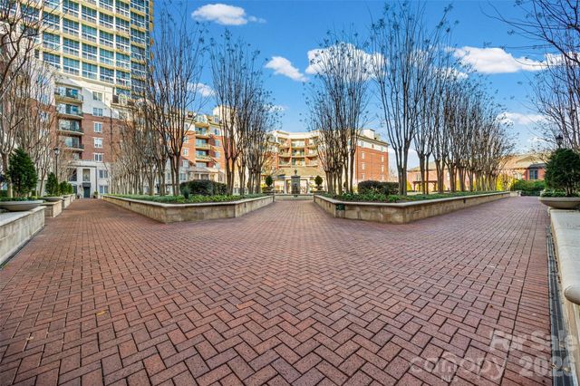 300 W 5th Street 217, Charlotte, NC 28202