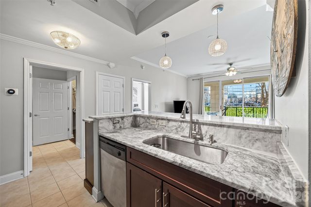 300 W 5th Street 217, Charlotte, NC 28202