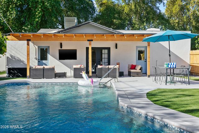 3139 N 40TH Street, Phoenix, AZ 85018