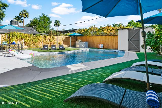 3139 N 40TH Street, Phoenix, AZ 85018