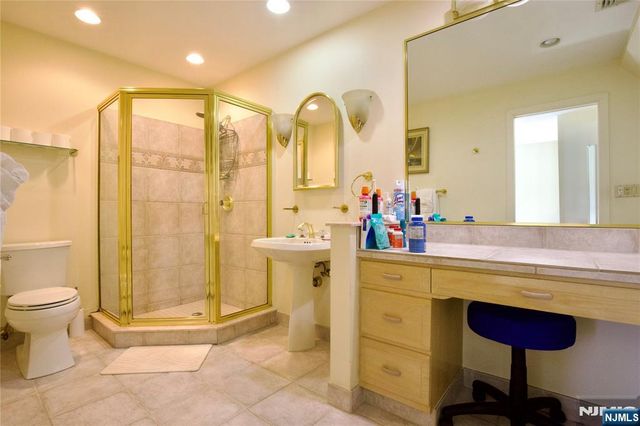 442 Marlboro Road, Englewood, NJ 07631