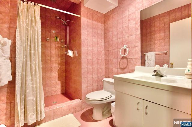 442 Marlboro Road, Englewood, NJ 07631