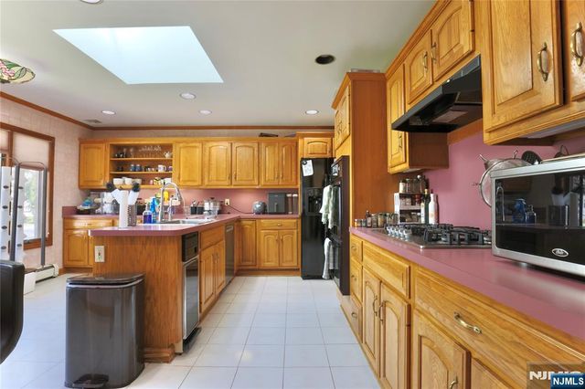 442 Marlboro Road, Englewood, NJ 07631