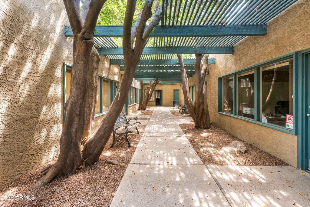 760 S STAPLEY Drive, Mesa, AZ 85204 — photo 4