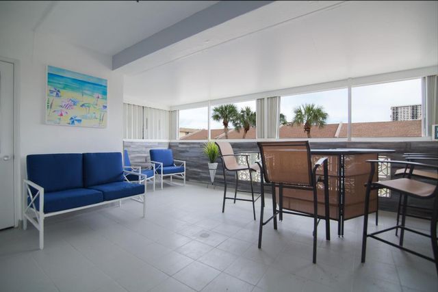 320 S Surf Road 205, Hollywood, FL 33019