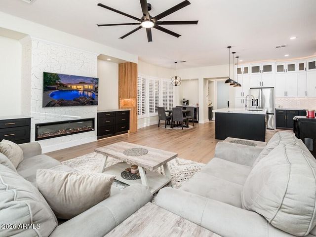20720 N 74TH Street, Scottsdale, AZ 85255