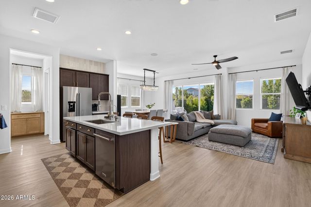 11038 E UNITY Avenue, Mesa, AZ 85212