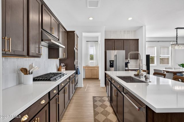 11038 E UNITY Avenue, Mesa, AZ 85212