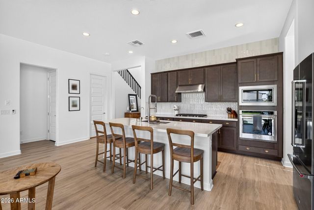 11038 E UNITY Avenue, Mesa, AZ 85212