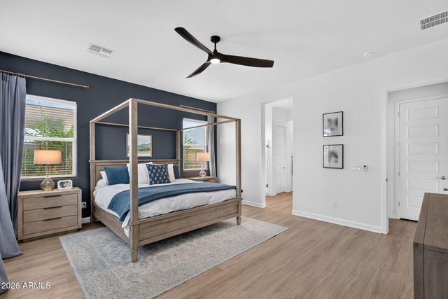11038 E UNITY Avenue, Mesa, AZ 85212