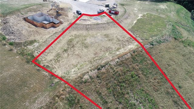 2105 Laurel Ridge Dr, Jefferson Hills, PA 15025