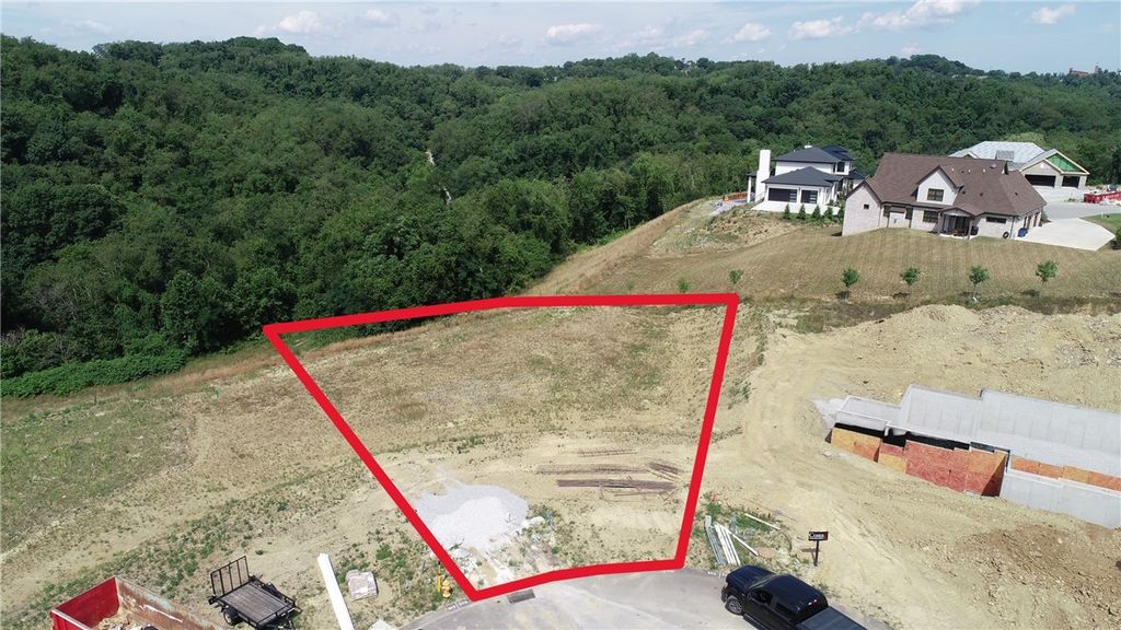 2105 Laurel Ridge Dr, Jefferson Hills, PA 15025