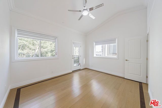 2017 Centinela Avenue B, Santa Monica, CA 90404