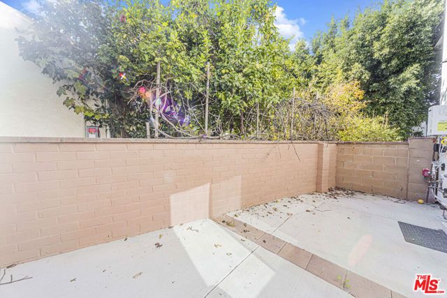 2017 Centinela Avenue B, Santa Monica, CA 90404