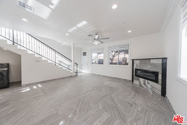 2017 Centinela Avenue B, Santa Monica, CA 90404