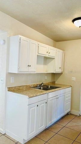 2040 LONG STREET, Orlando, FL 32805