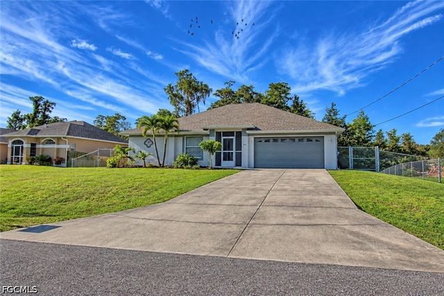 424 La Perouse ST, Lehigh Acres, FL 33974