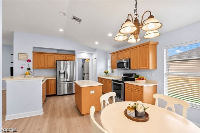 424 La Perouse ST, Lehigh Acres, FL 33974