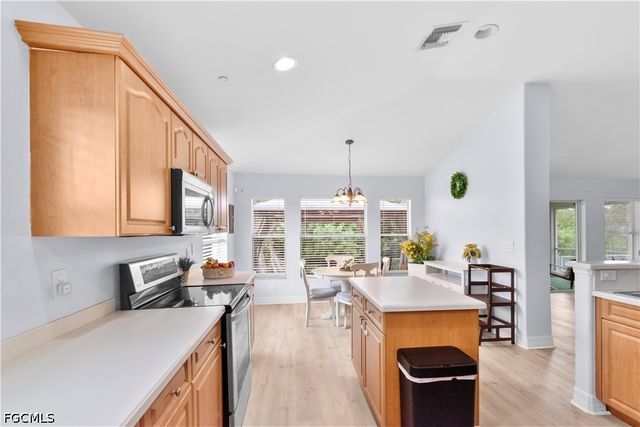 424 La Perouse ST, Lehigh Acres, FL 33974