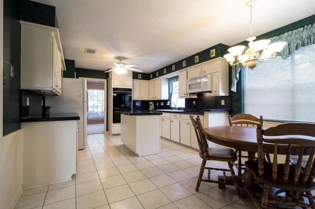 17815 Comoro Lane, Spring, TX 77379