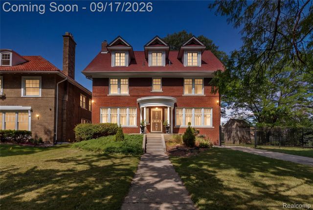 1474 W Boston Boulevard, Detroit, MI 48206