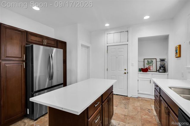 1474 W Boston Boulevard, Detroit, MI 48206
