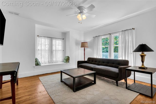 1474 W Boston Boulevard, Detroit, MI 48206