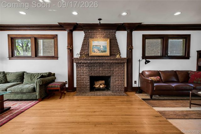 1474 W Boston Boulevard, Detroit, MI 48206