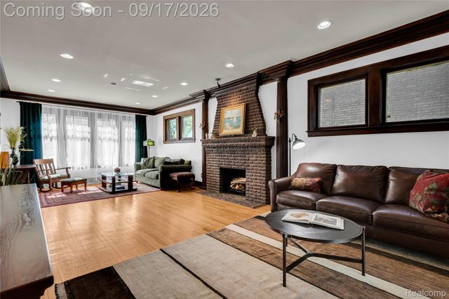 1474 W Boston Boulevard, Detroit, MI 48206