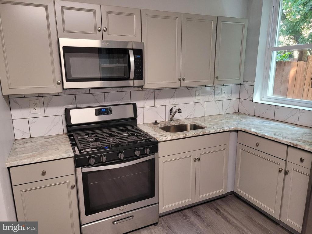 1422 BLAVIS ST, Philadelphia, PA 19140