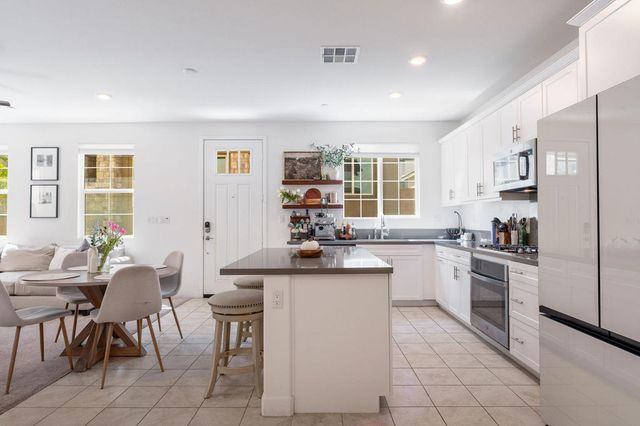 41183 Emory Lane, Palm Desert, CA 92211