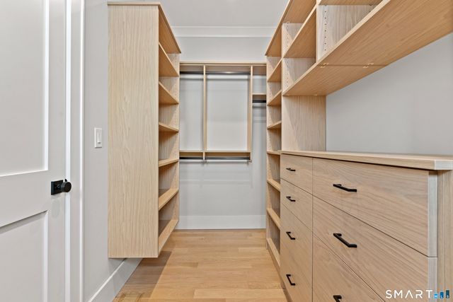 92 Scotland Avenue, Madison, CT 06443