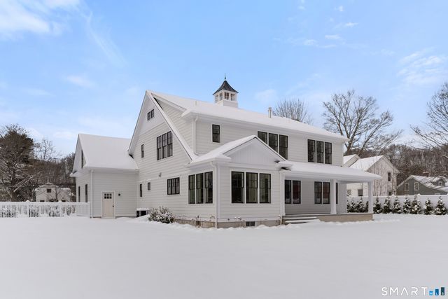 92 Scotland Avenue, Madison, CT 06443