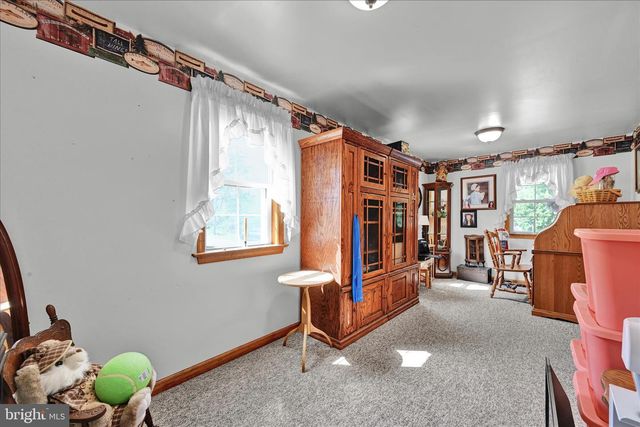 102 SHUMAKER RD, Bainbridge, PA 17502