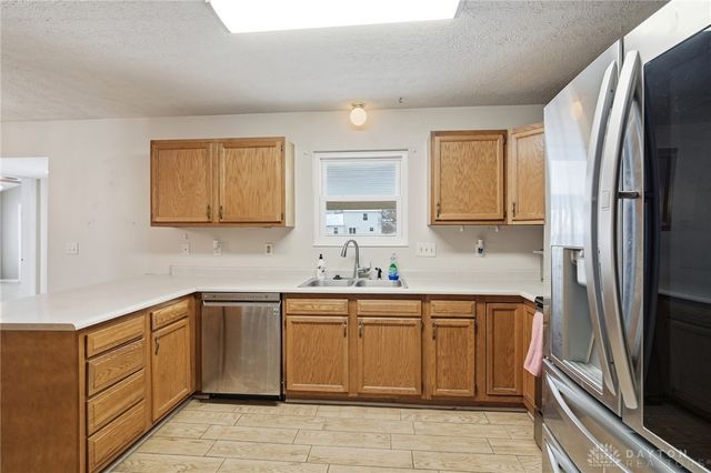 609 Oak Forge Place, Trenton, OH 45067