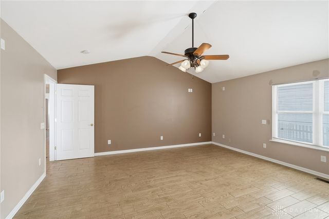 609 Oak Forge Place, Trenton, OH 45067