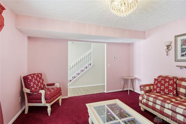 609 Oak Forge Place, Trenton, OH 45067