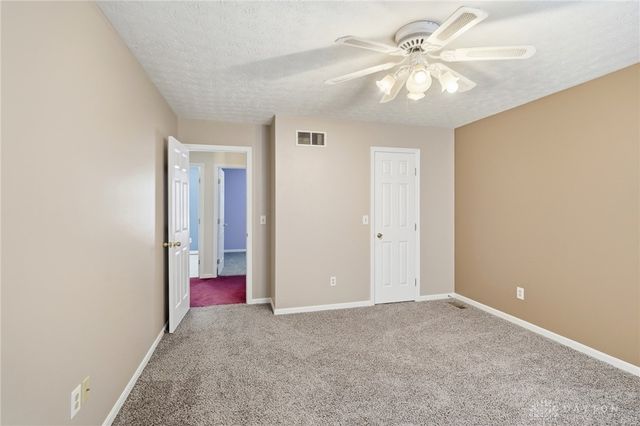 609 Oak Forge Place, Trenton, OH 45067