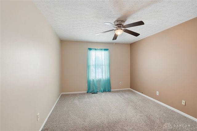 609 Oak Forge Place, Trenton, OH 45067