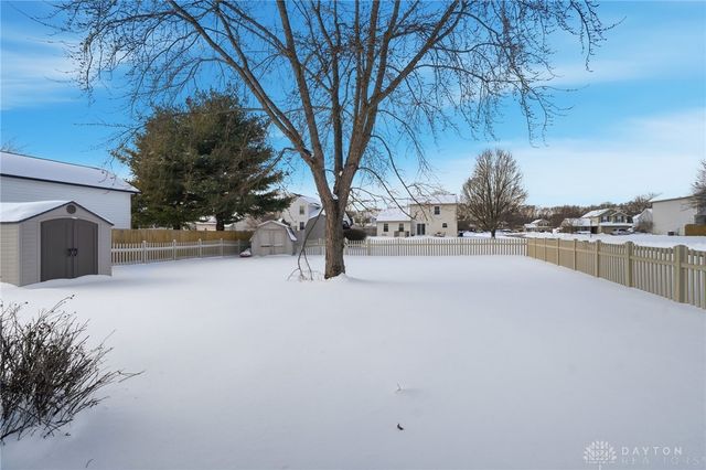 609 Oak Forge Place, Trenton, OH 45067