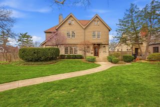 2448 Sherwood Road, Columbus, OH 43209