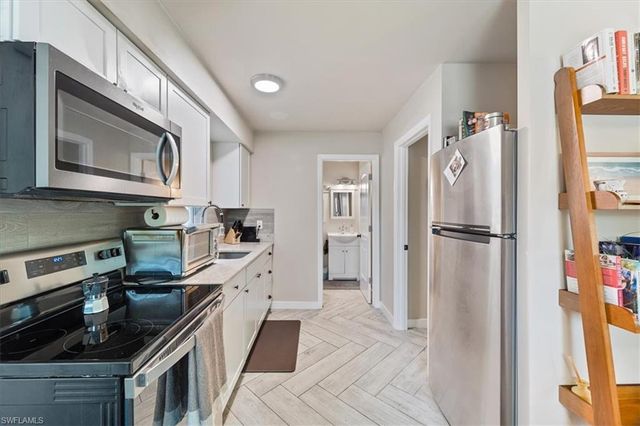 3365 Estey AVE, Naples, FL 34104