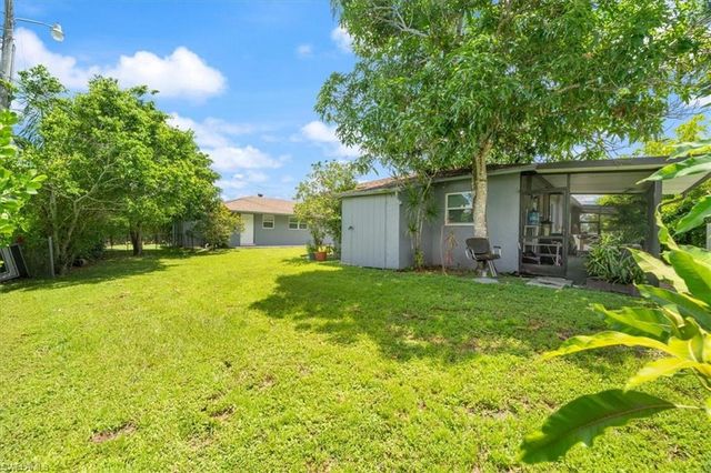 3365 Estey AVE, Naples, FL 34104