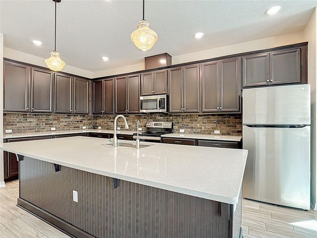 17804 PASSIONFLOWER CIRCLE, Clermont, FL 34714