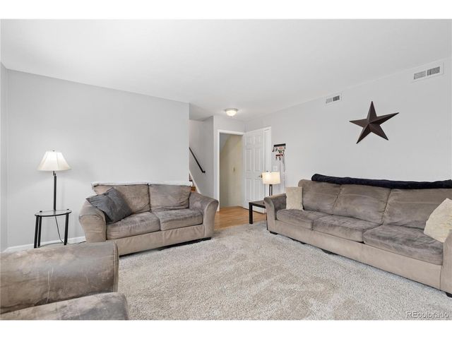 3770 S Walden St, Aurora, CO 80013